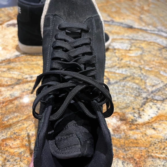 Nike Blazers - Picture 5 of 6